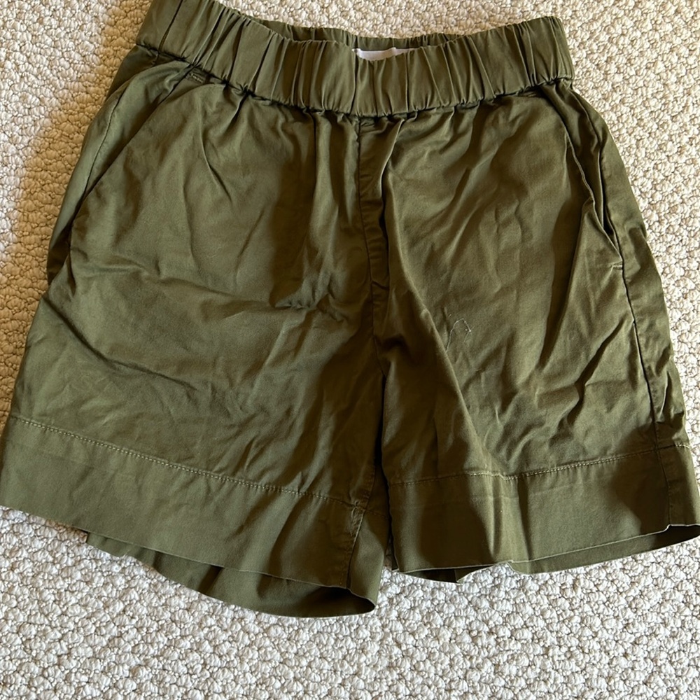 Everlane chino shorts size 2